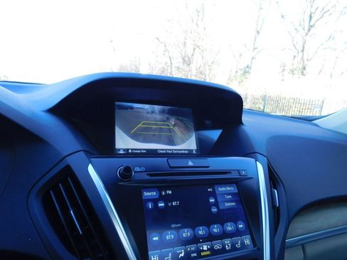 Used 2019 Acura MDX FWD w/ Technology Package image 8