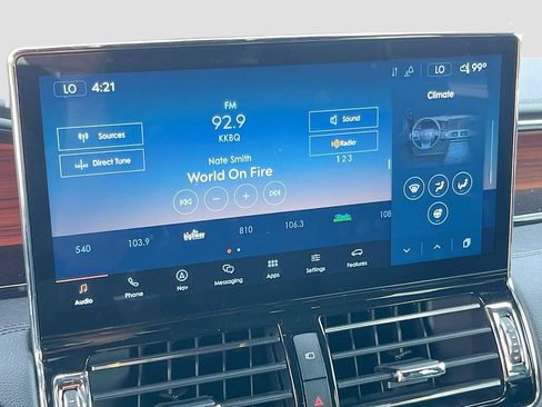 Used 2024 Lincoln Navigator L Reserve AWD/4WD image 15