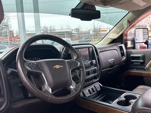 Used 2016 Chevrolet Silverado 2500 LTZ w/ Duramax Plus Package image 16