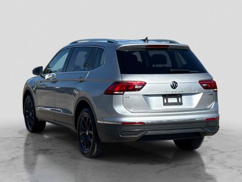 Used 2024 Volkswagen Tiguan SE AWD/4WD image 7