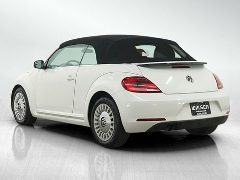 Used 2013 Volkswagen Beetle 2.5 image 3