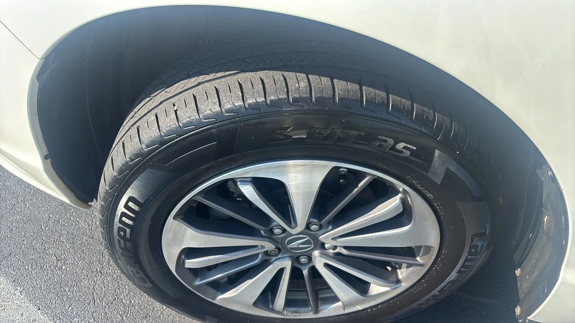 Used 2018 Acura RDX w/ Advance Package AWD/4WD image 36