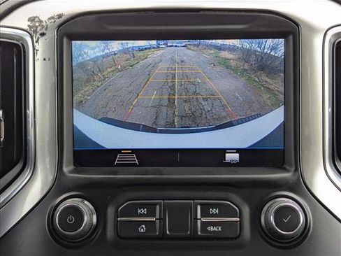 Used 2022 Chevrolet Silverado 2500 LT w/ Convenience Package AWD/4WD image 12