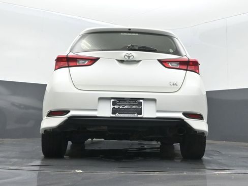 Used 2017 Toyota Corolla iM w/ All-Weather Mat Package FWD image 20