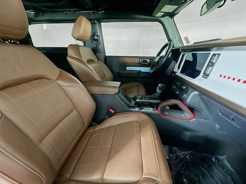 Used 2024 Ford Bronco Heritage Edition AWD/4WD image 25