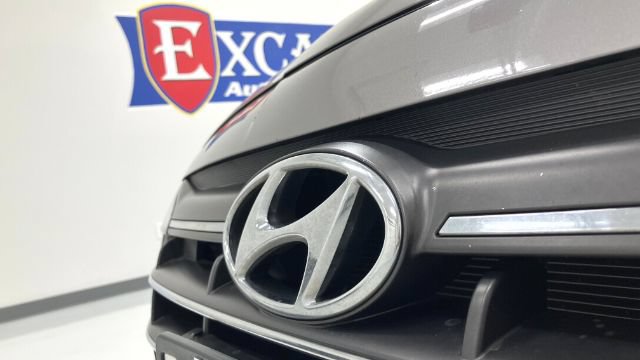 Used 2020 Hyundai Elantra SE w/ Cargo Package (C1) FWD image 6