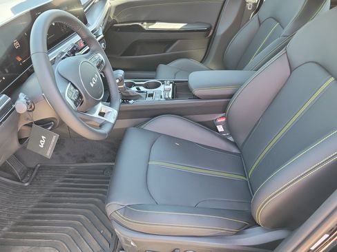 New 2026 Kia K5 GT FWD image 3