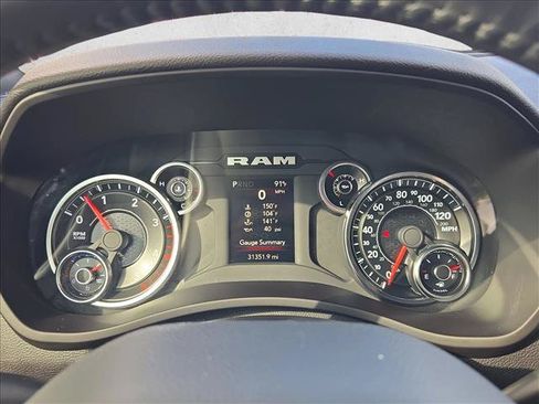 Used 2024 RAM 3500 Big Horn AWD/4WD image 10