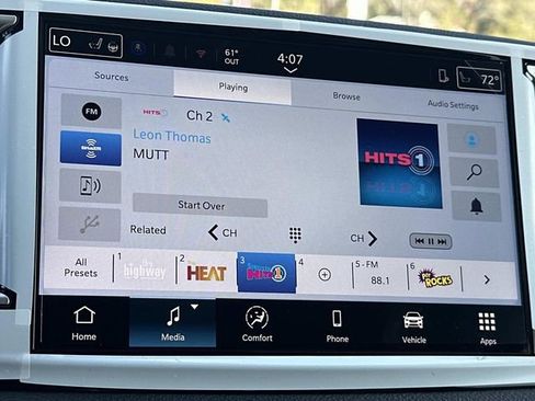New 2026 Chrysler Pacifica Select FWD image 33