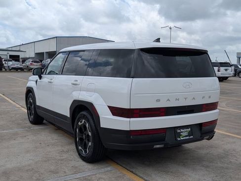 Used 2024 Hyundai Santa Fe SE image 7