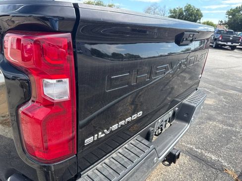 Used 2021 Chevrolet Silverado 3500 LTZ w/ LTZ Plus Package AWD/4WD image 5