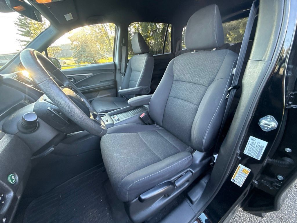 Used 2021 Honda Passport Sport image 9