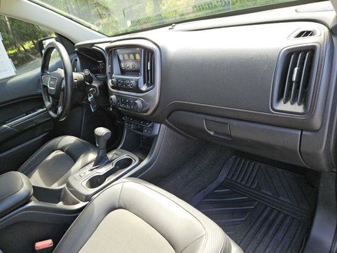 Used 2015 GMC Canyon SLE w/ All-Terrain Package AWD/4WD image 34