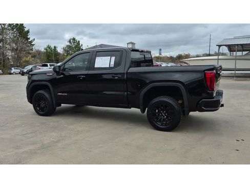 Certified 2022 GMC Sierra 1500 AT4X image 6