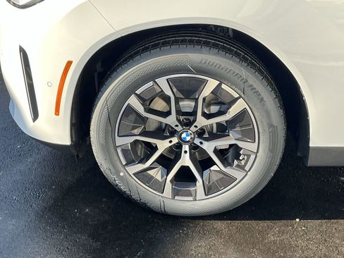 New 2026 BMW X3 xDrive30 w/ Premium Package image 10