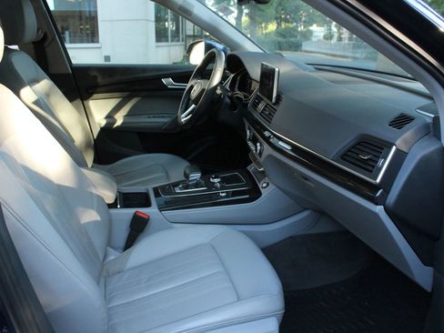 Used 2019 Audi Q5 2.0T Premium Plus w/ Premium Plus Package AWD/4WD image 21