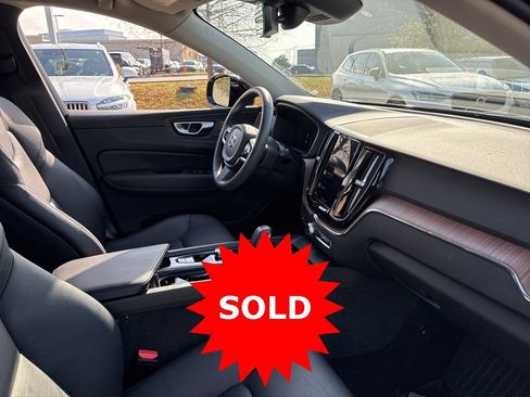 Certified 2023 Volvo XC60 B5 Plus w/ Protection Package Premier image 13