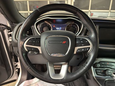 Used 2018 Dodge Challenger SXT Plus RWD image 19