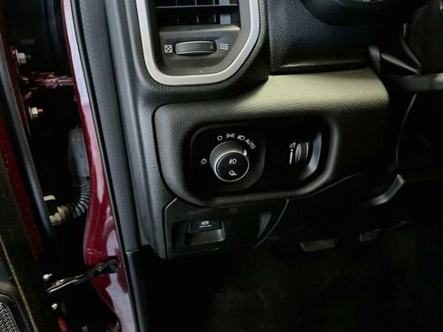Used 2023 RAM 1500 Big Horn AWD/4WD image 10