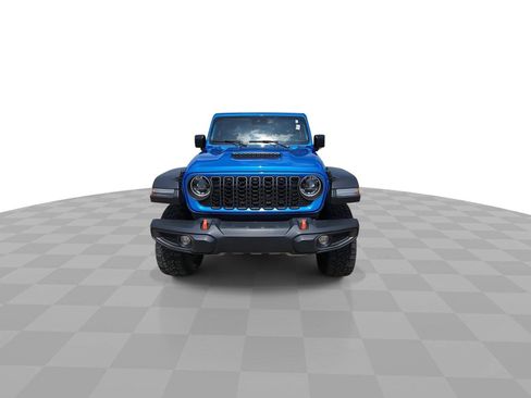 Used 2024 Jeep Gladiator Mojave w/ Convenience Group AWD/4WD image 3