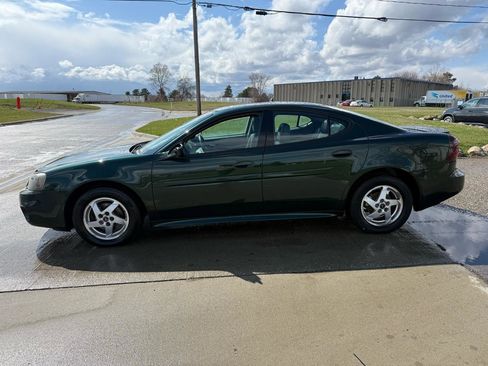 Used 2004 Pontiac Grand Prix GT2 w/ Leather Trim Pkg image 6
