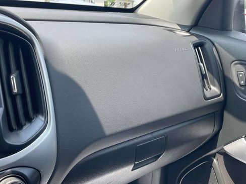 Used 2021 Chevrolet Colorado LT w/ Fleet Safety Package RWD image 29