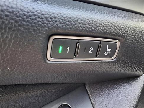 Used 2020 Honda Accord EX-L image 17
