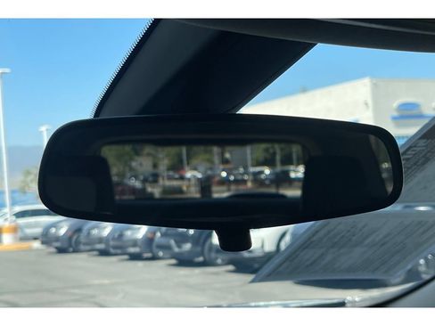 Used 2017 GMC Acadia SLE w/ Driver Alert Package I AWD/4WD image 25