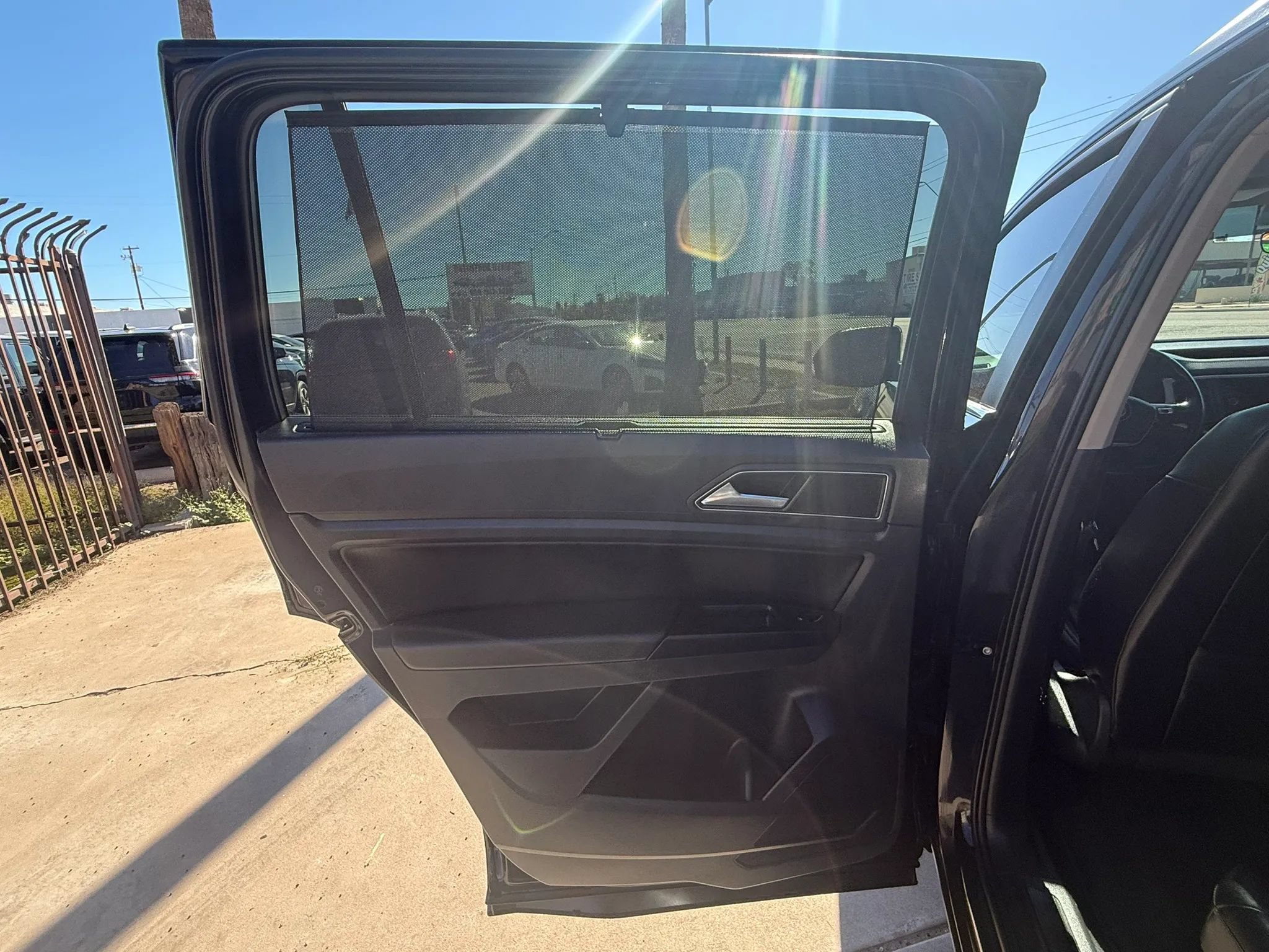 Used 2019 Volkswagen Atlas SE AWD/4WD image 18