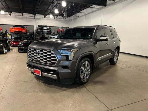 Used 2024 Toyota Sequoia Capstone image 7