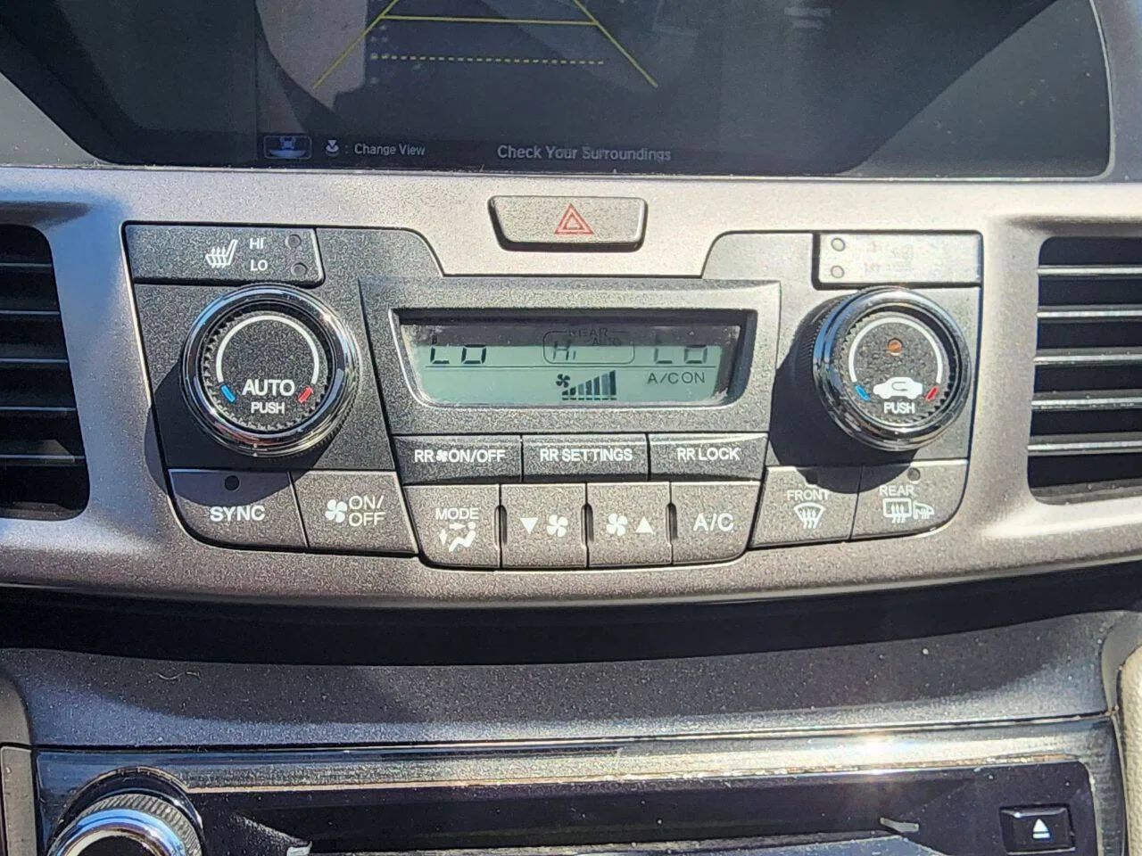 Used 2015 Honda Odyssey Touring image 23