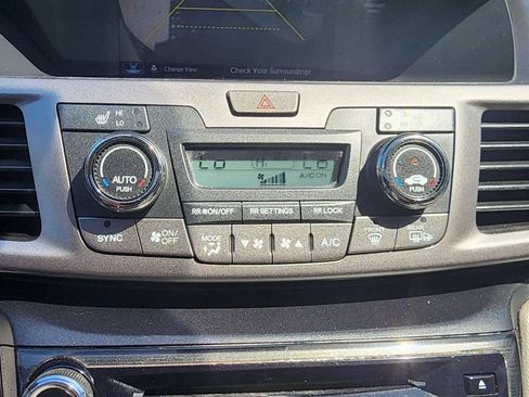 Used 2015 Honda Odyssey Touring image 23
