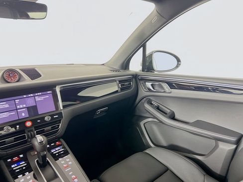 New 2026 Porsche Macan S image 26
