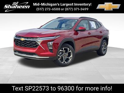 Used 2025 Chevrolet Trax LT w/ Driver Confidence Package