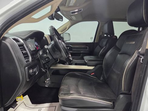 Used 2022 RAM 2500 Laramie AWD/4WD image 16