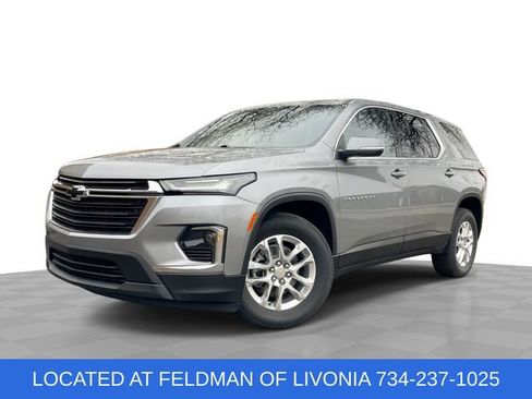 Used 2023 Chevrolet Traverse LS w/ Safety Package image 1