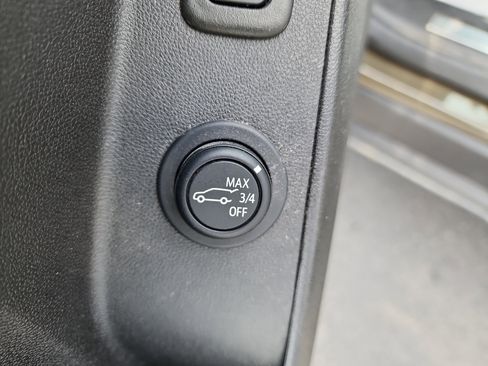 Certified 2024 Chevrolet Equinox Premier AWD/4WD image 13