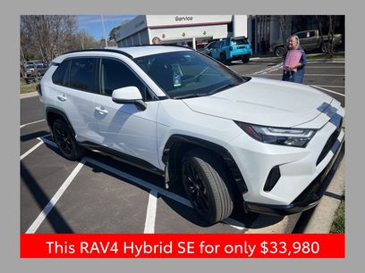 Used 2023 Toyota RAV4 SE w/ SE Grade Weather Package