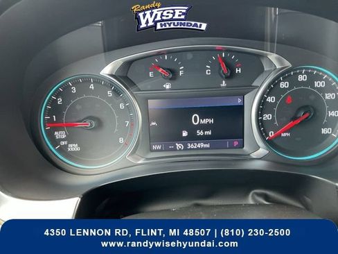 Used 2023 Chevrolet Traverse LT FWD image 26