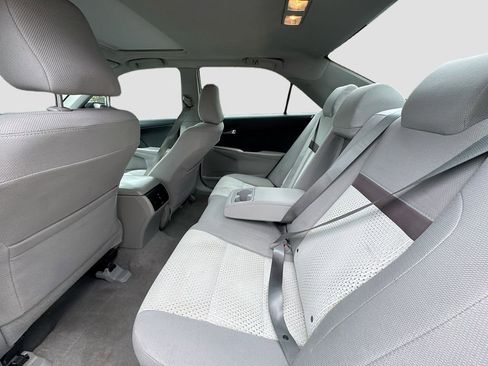 Used 2014 Toyota Camry XLE FWD image 23