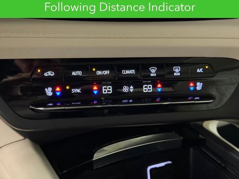 Certified 2023 Buick Envision Avenir AWD/4WD image 38