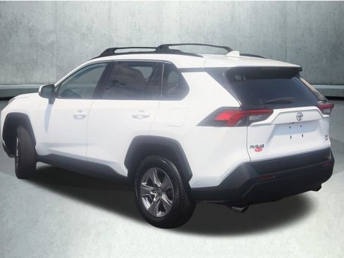 Certified 2024 Toyota RAV4 XLE w/ Convenience Package AWD/4WD image 18