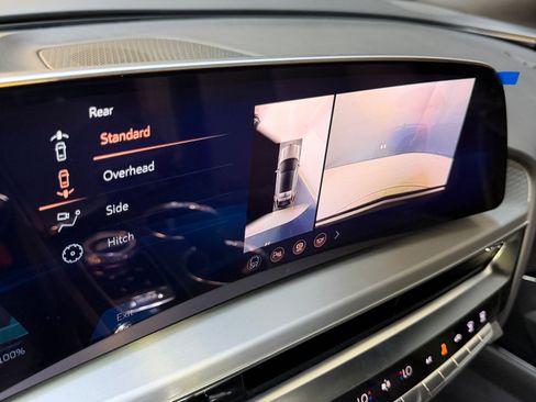 New 2026 Cadillac Lyriq Sport AWD/4WD image 31