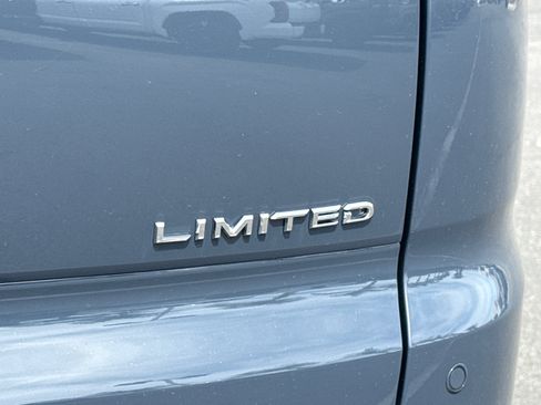 New 2026 Toyota Crown Signia image 10