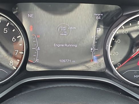 Used 2020 Jeep Compass Limited FWD image 18
