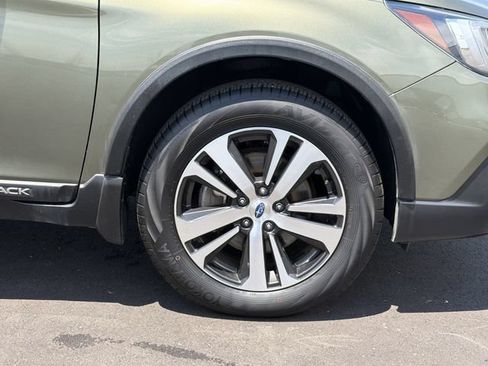 Used 2018 Subaru Outback 2.5i Limited AWD/4WD image 10