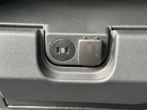 Used 2024 Ford F150 XLT RWD image 15