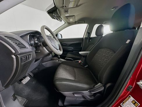 Used 2024 Mitsubishi Outlander Sport ES image 13