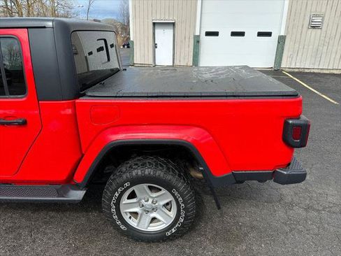 Certified 2021 Jeep Gladiator Sport image 19