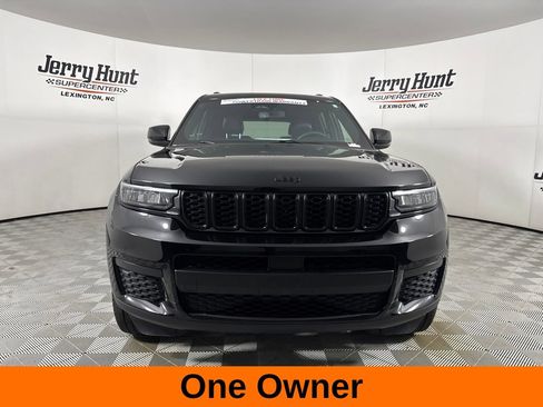 Used 2023 Jeep Grand Cherokee L Laredo AWD/4WD image 3